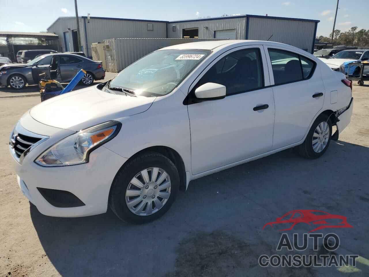 NISSAN VERSA 2018 - 3N1CN7AP4JL886074