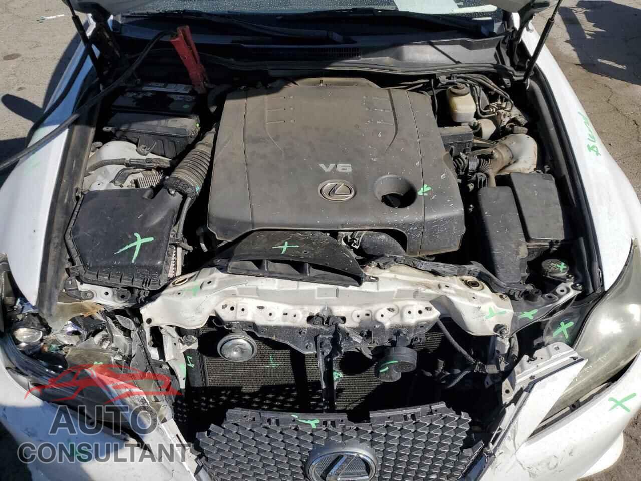 LEXUS IS 2013 - JTHBF5C24D5190376
