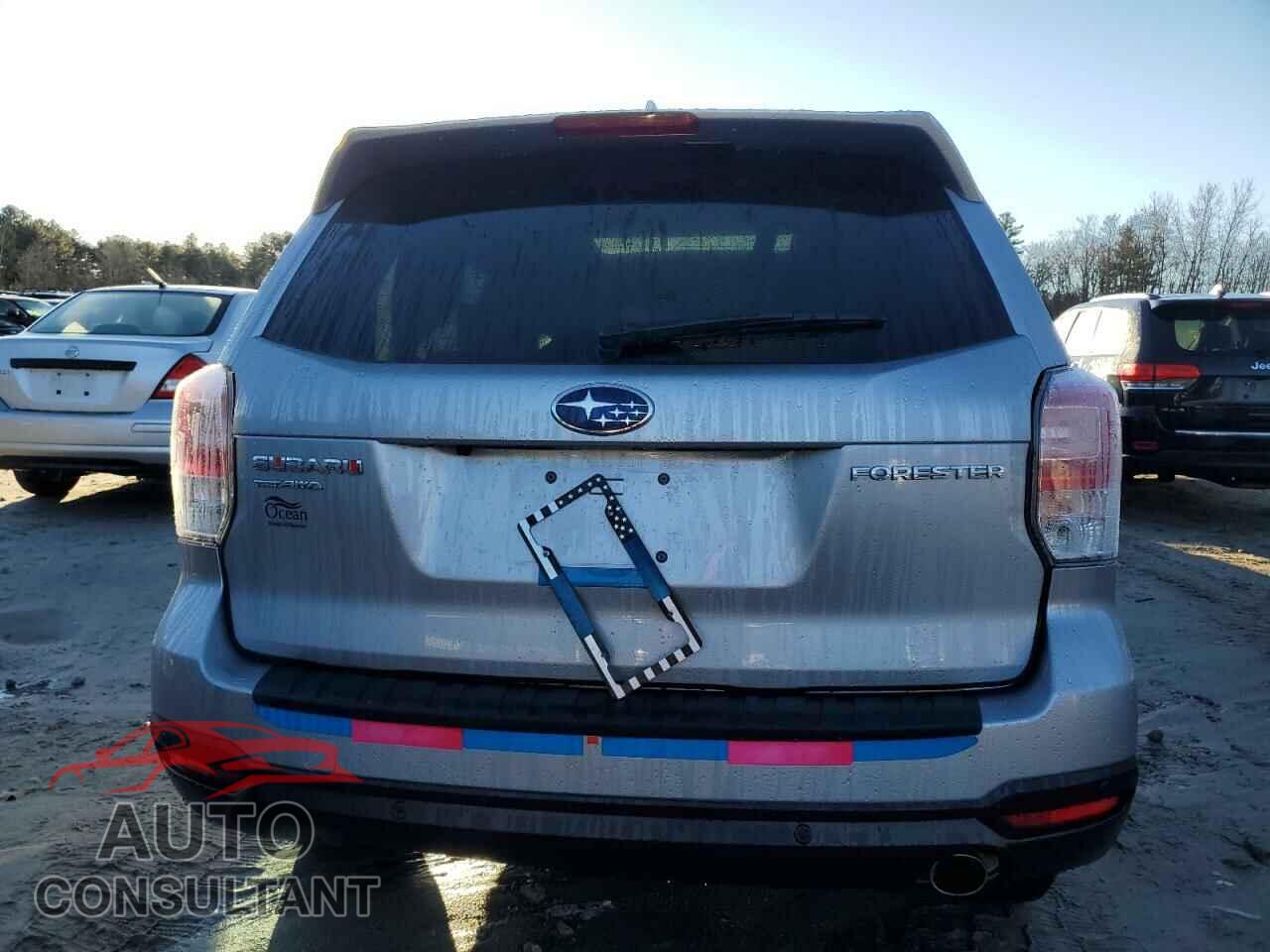 SUBARU FORESTER 2018 - JF2SJARC9JH542811