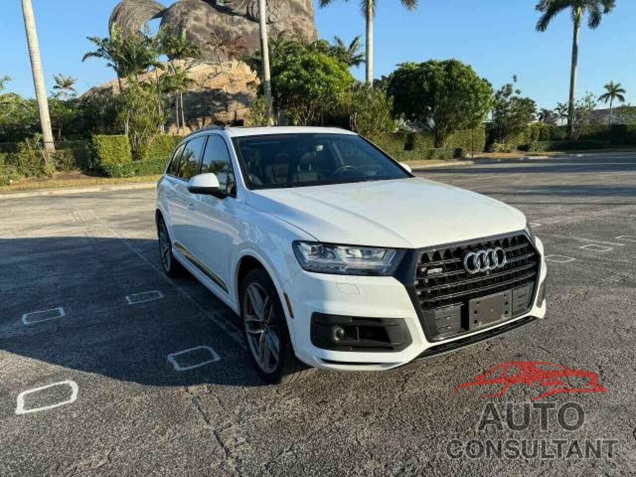 AUDI Q7 2017 - WA1VAAF72HD058509