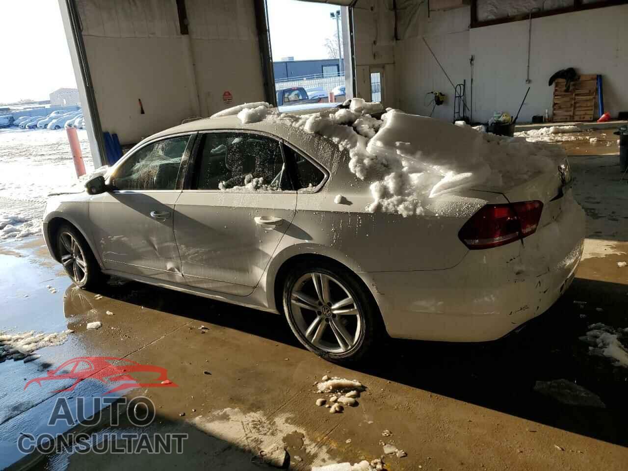 VOLKSWAGEN PASSAT 2014 - 1VWCN7A39EC098822