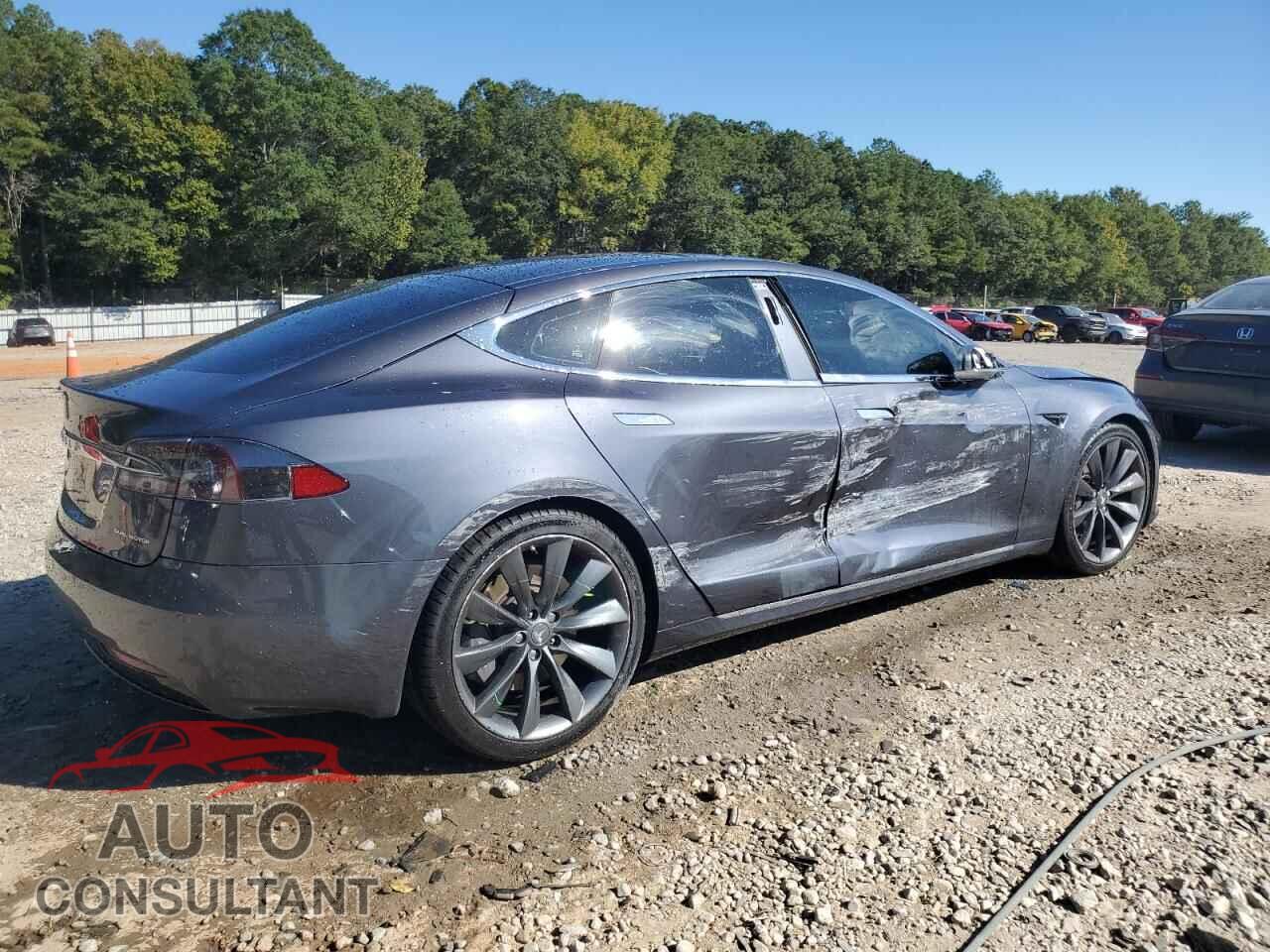 TESLA MODEL S 2016 - 5YJSA1E22GF175044