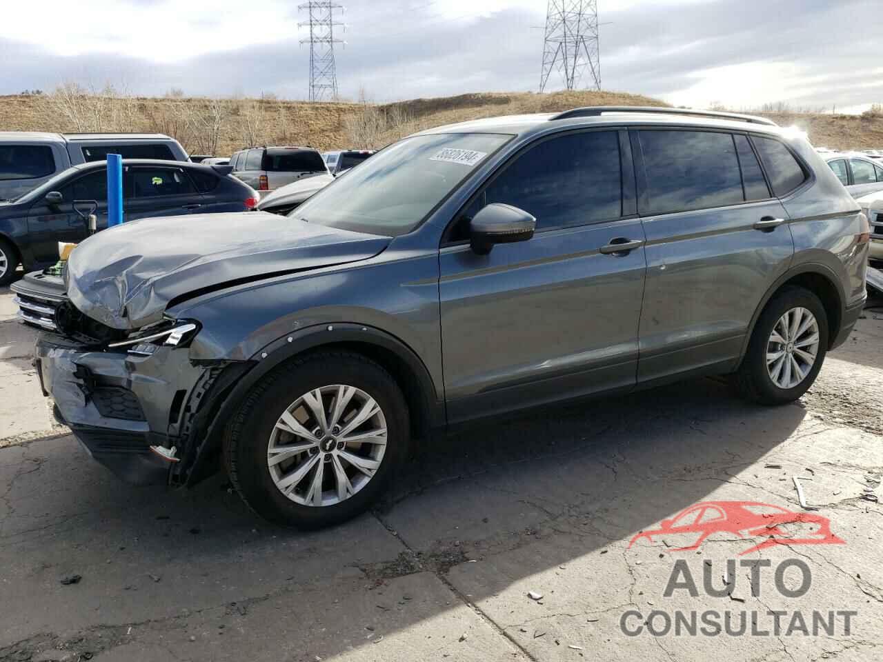 VOLKSWAGEN TIGUAN 2018 - 3VV0B7AX3JM085494