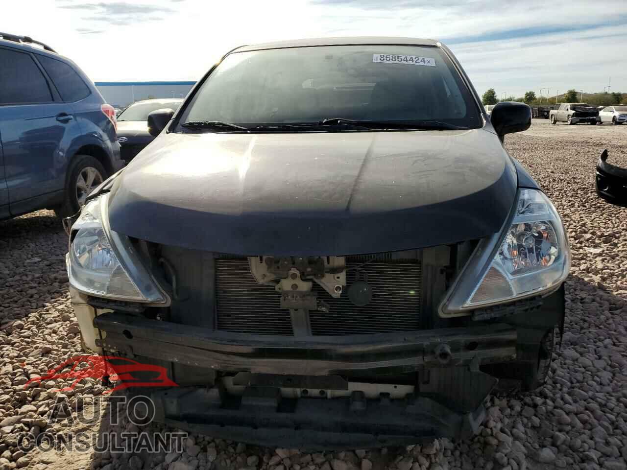 NISSAN VERSA 2011 - 3N1BC1CP3BL501391