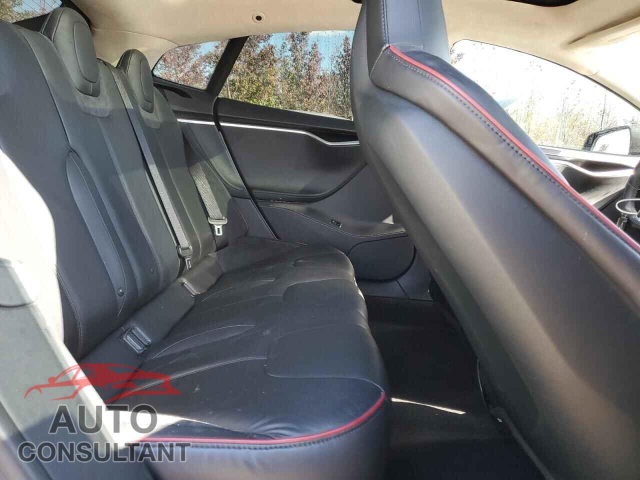 TESLA MODEL S 2013 - 5YJSA1CN6DFP24656