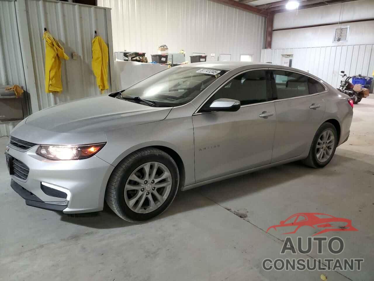 CHEVROLET MALIBU 2018 - 1G1ZD5ST1JF176093