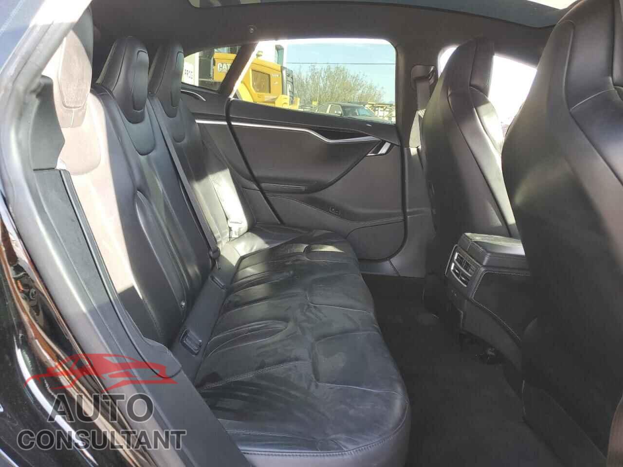 TESLA MODEL S 2017 - 5YJSA1E23HF201278