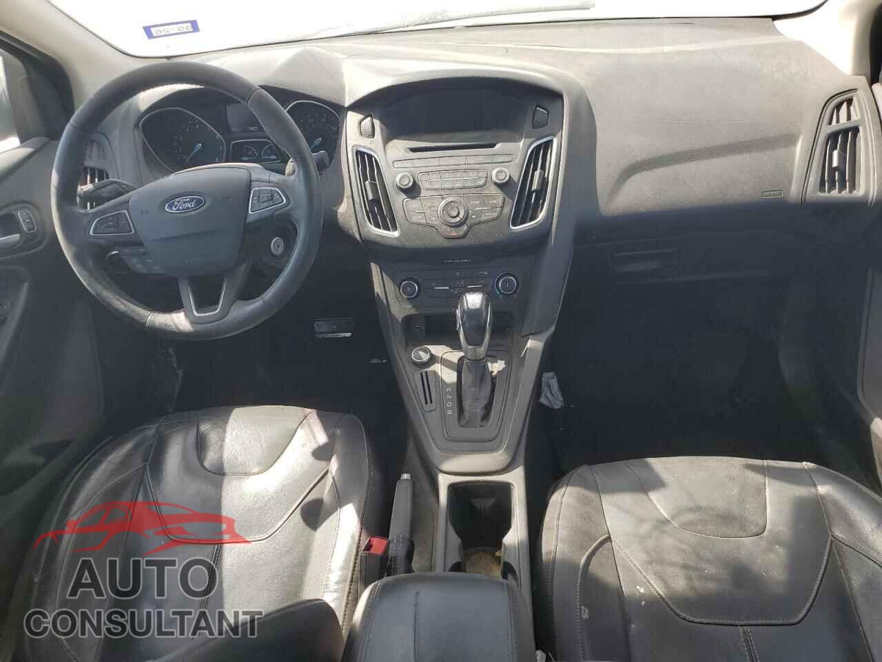 FORD FOCUS 2015 - 1FADP3F23FL276595