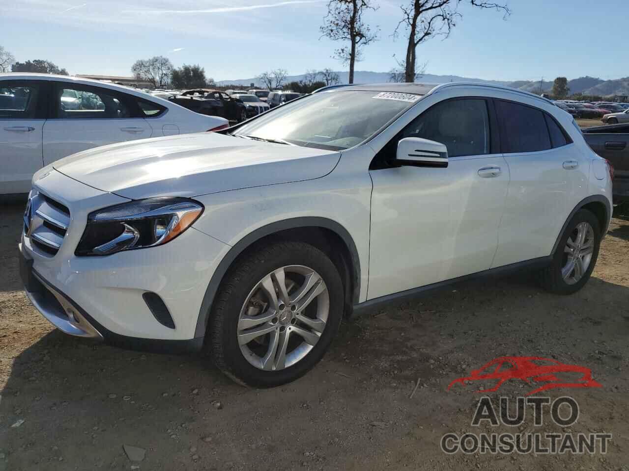 MERCEDES-BENZ GLA-CLASS 2015 - WDCTG4GB0FJ134303