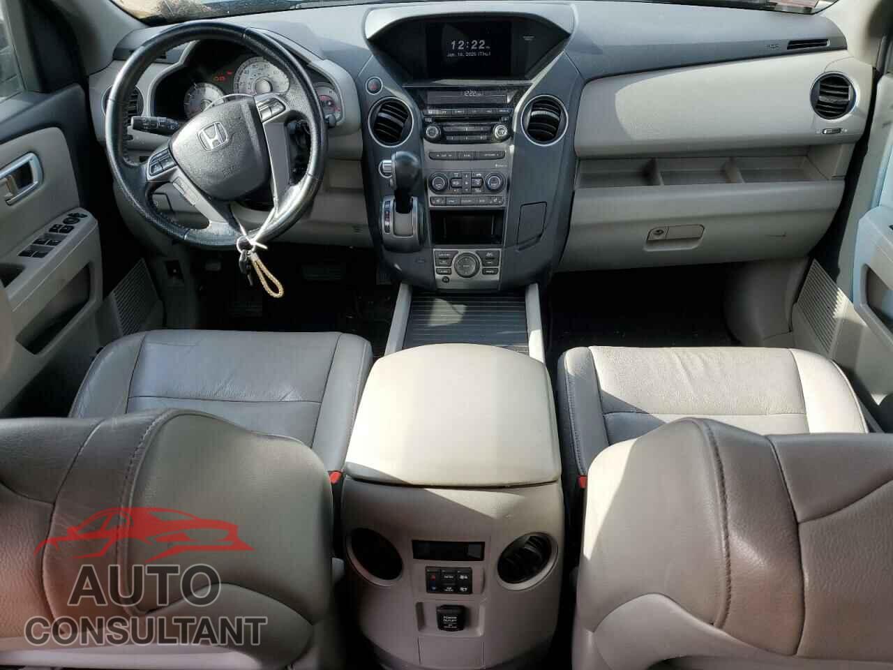 HONDA PILOT 2012 - 5FNYF4H77CB011299