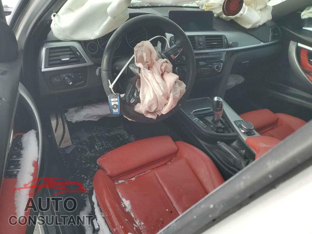 BMW 3 SERIES 2018 - WBA8D9C54JEM31459