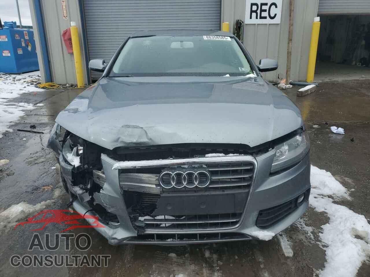 AUDI A4 2011 - WAUDFAFL4BN035229