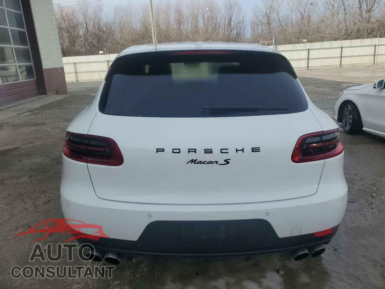 PORSCHE MACAN 2015 - WP1AB2A59FLB53096