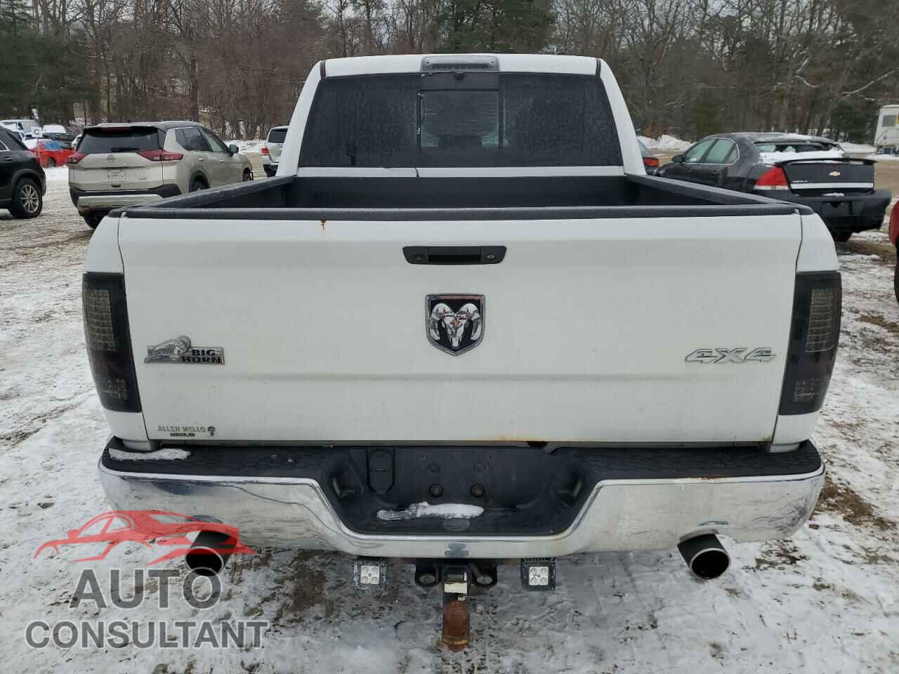 DODGE RAM 1500 2012 - 1C6RD7LT3CS125763