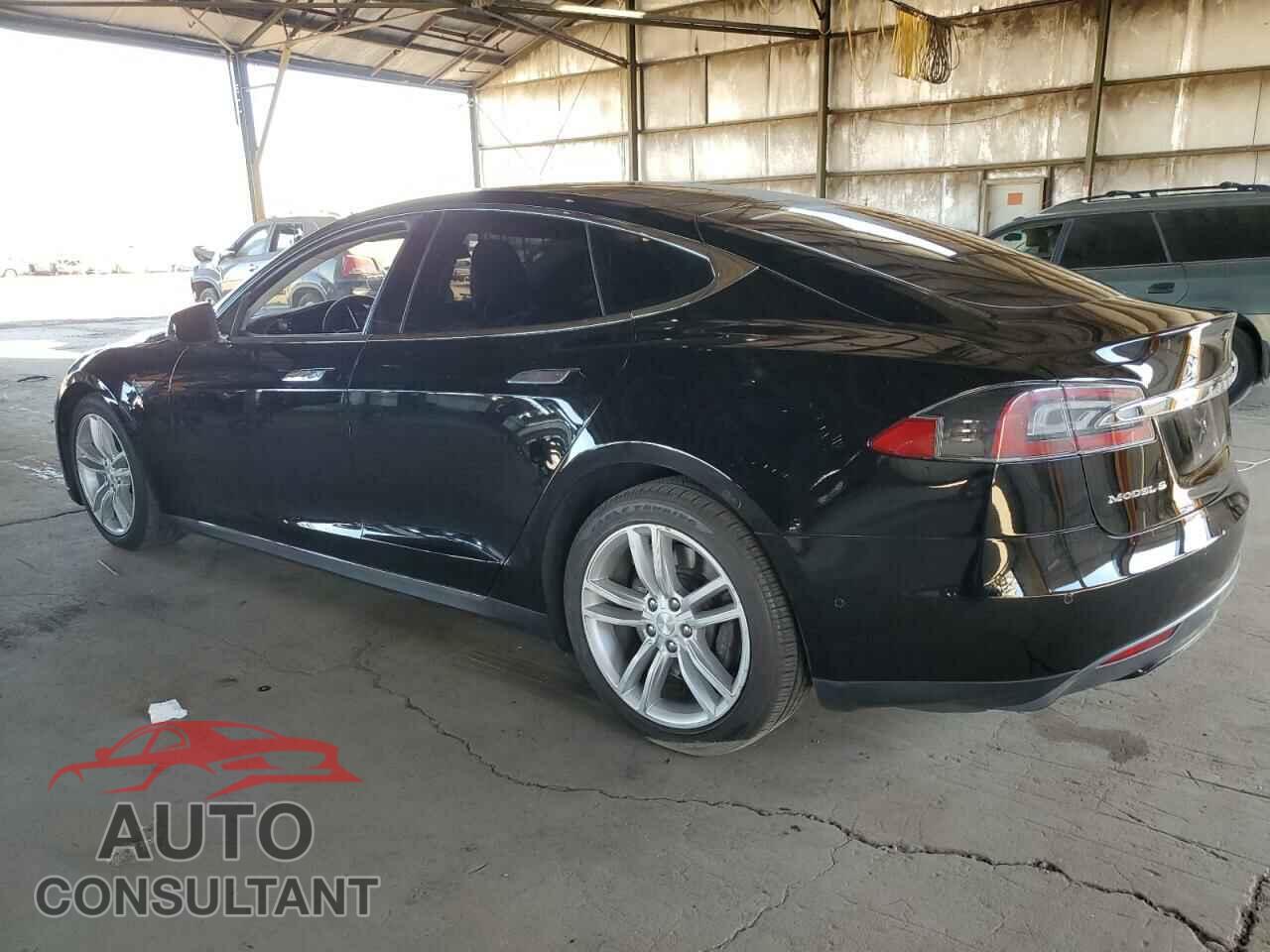 TESLA MODEL S 2015 - 5YJSA1S22FF088070