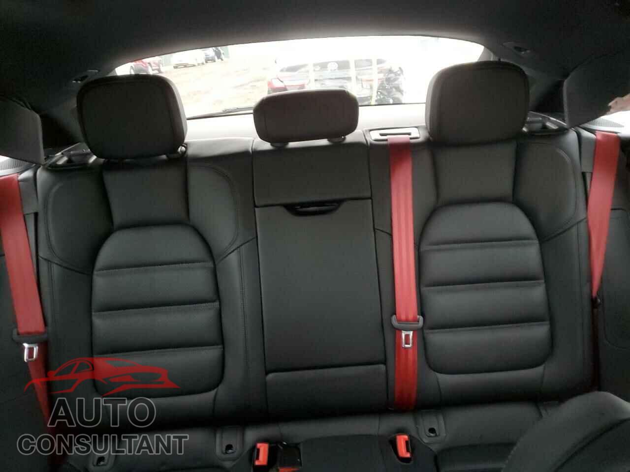 PORSCHE MACAN 2022 - WP1AF2A56NLB30720