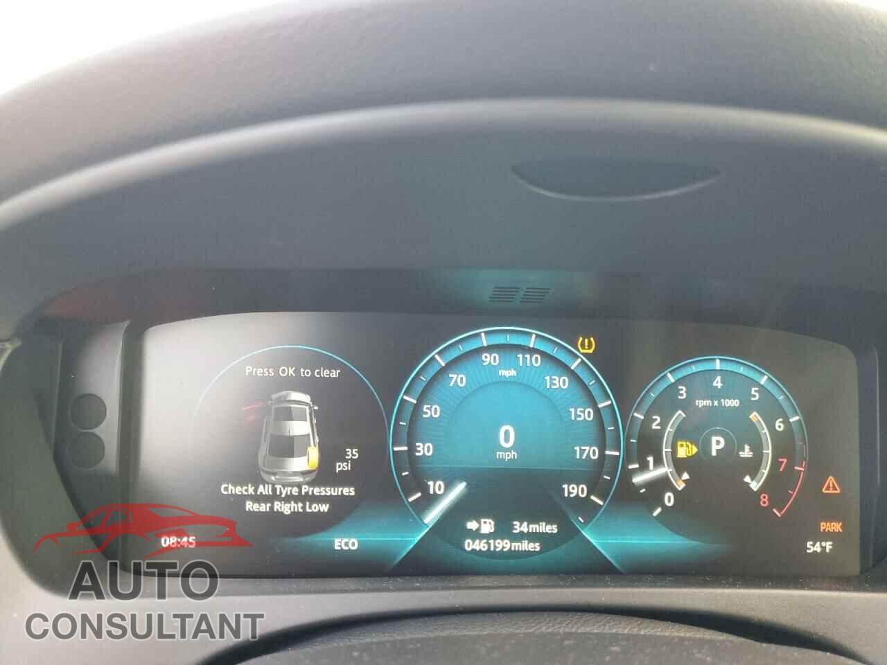 JAGUAR XE 2018 - SAJAN4EV8JCP17331