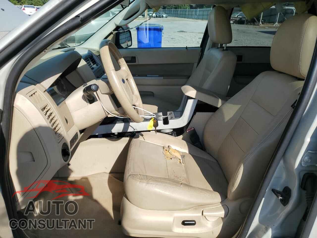 FORD ESCAPE 2009 - 1FMCU03729KD02347