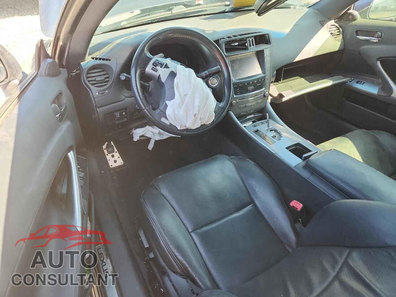 LEXUS IS 2013 - JTHFF2C21D2528074
