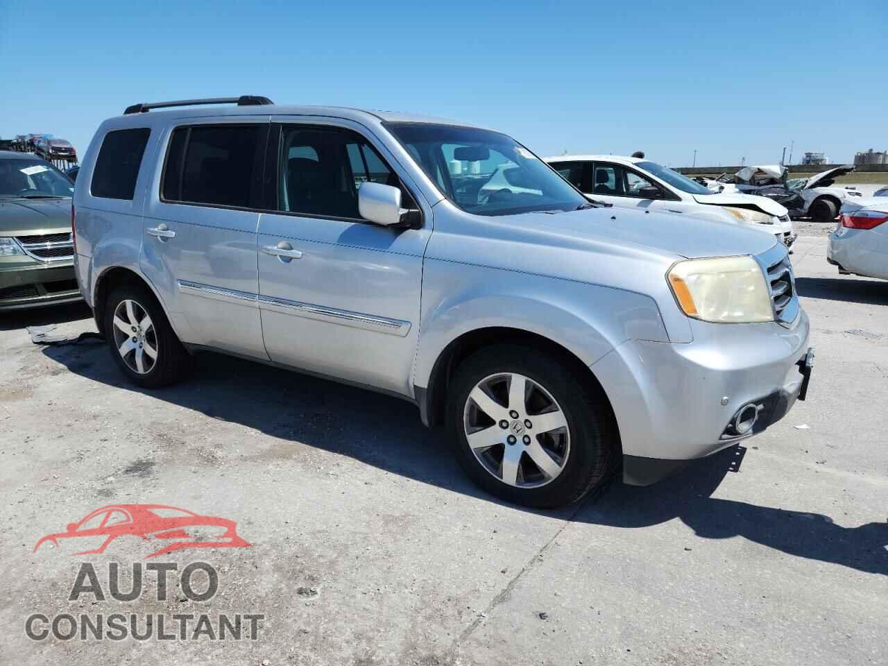 HONDA PILOT 2013 - 5FNYF3H92DB005231