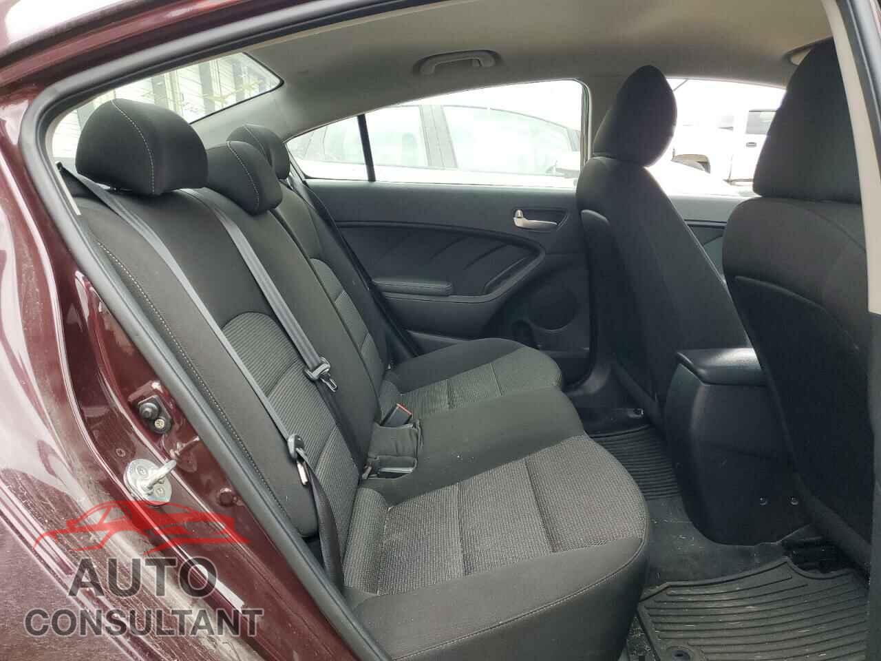KIA FORTE 2017 - 3KPFK4A78HE156359