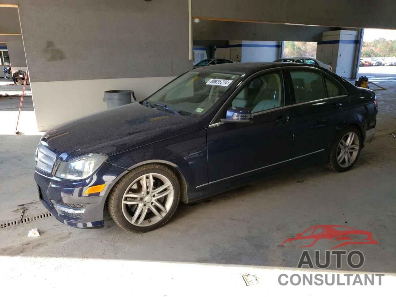 MERCEDES-BENZ C-CLASS 2013 - WDDGF8AB3DR265529