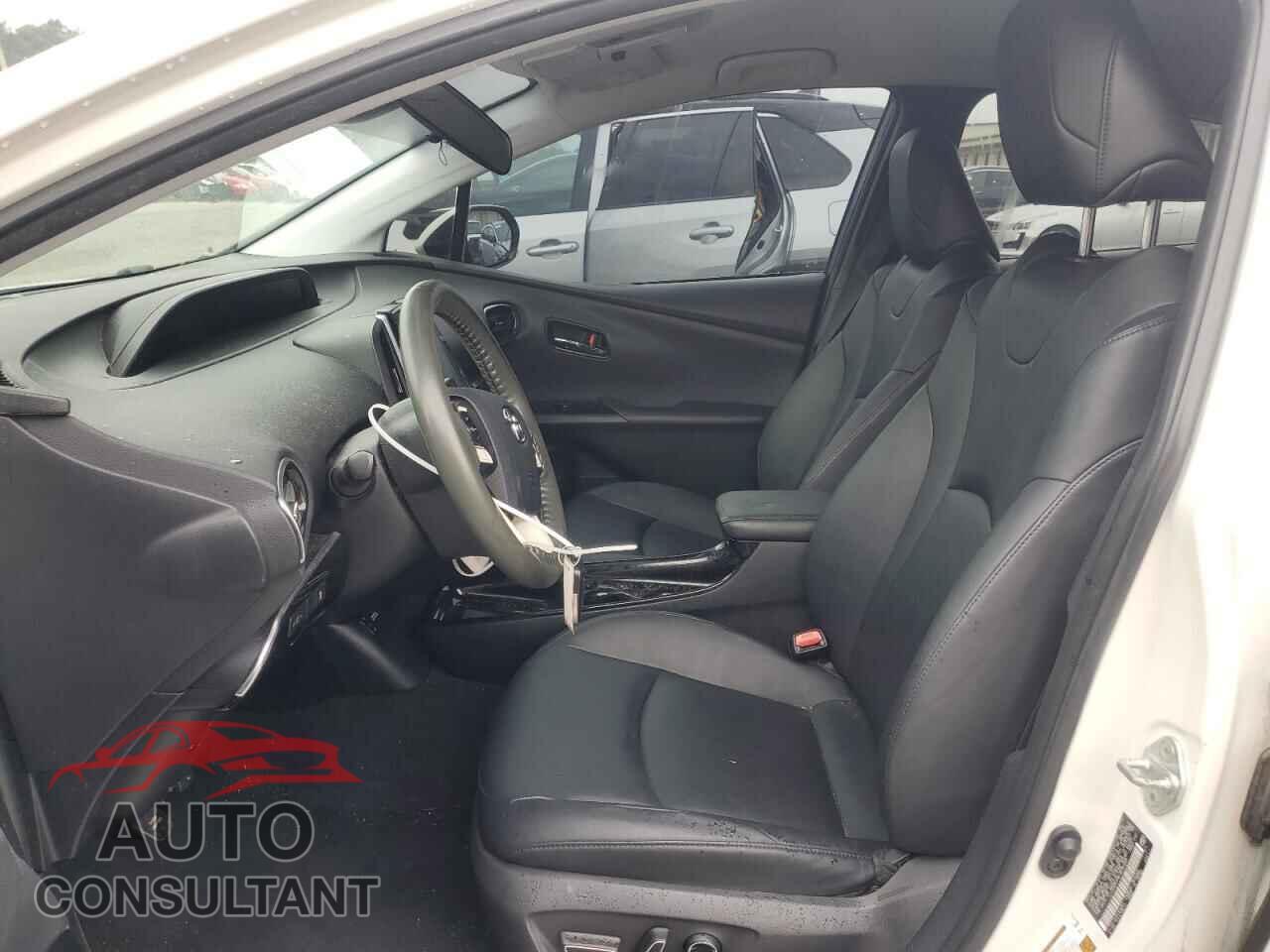 TOYOTA PRIUS 2017 - JTDKARFP8H3035555