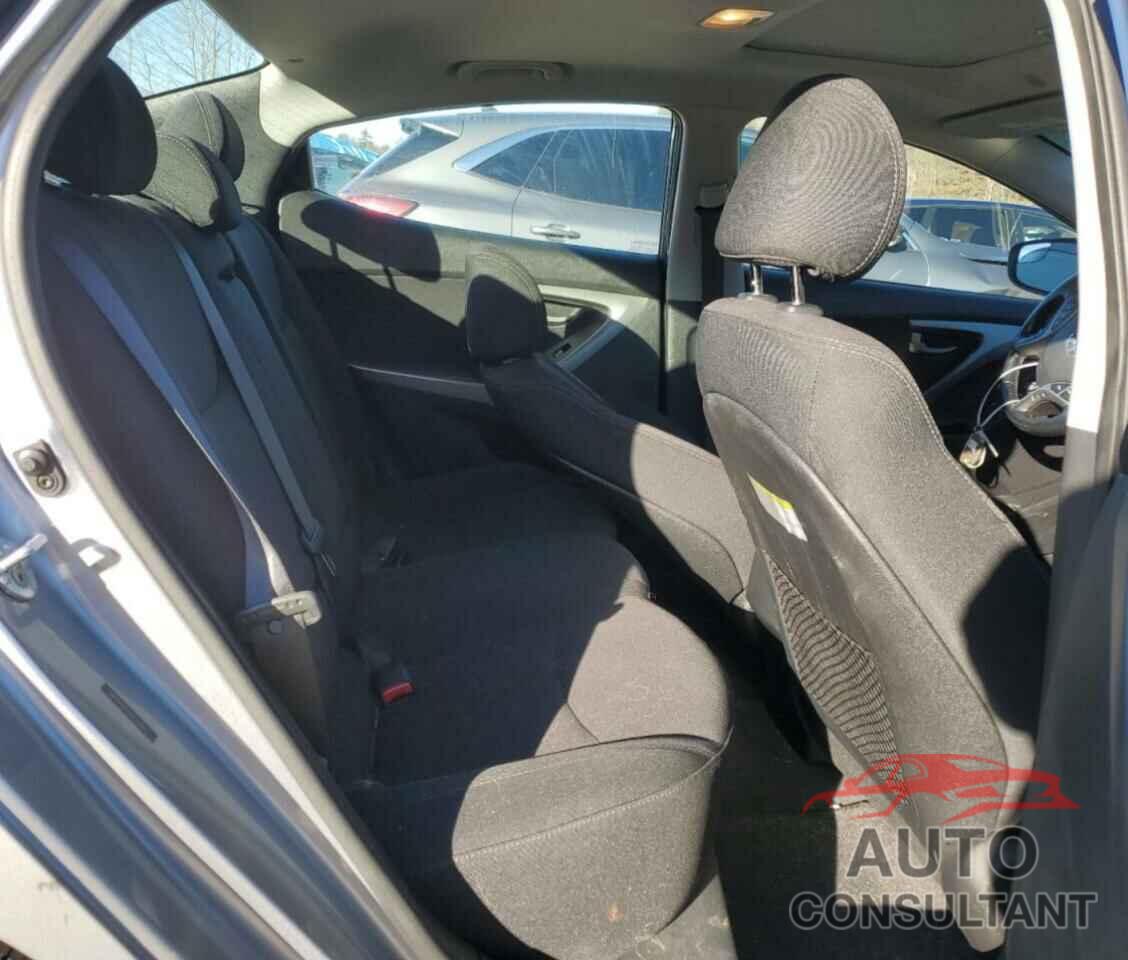 HYUNDAI ELANTRA 2016 - 5NPDH4AE1GH732842