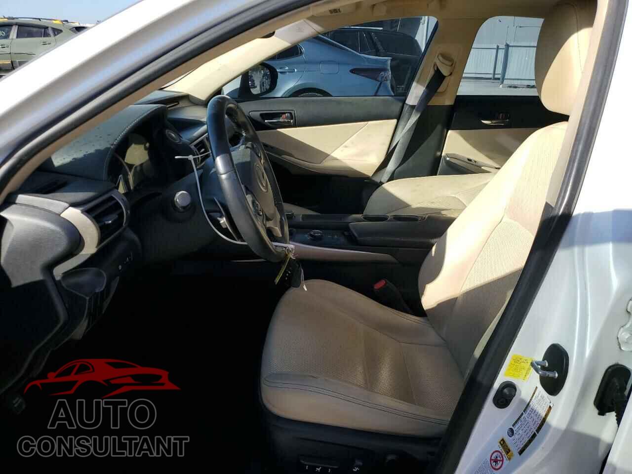 LEXUS IS 2014 - JTHBF1D25E5014395