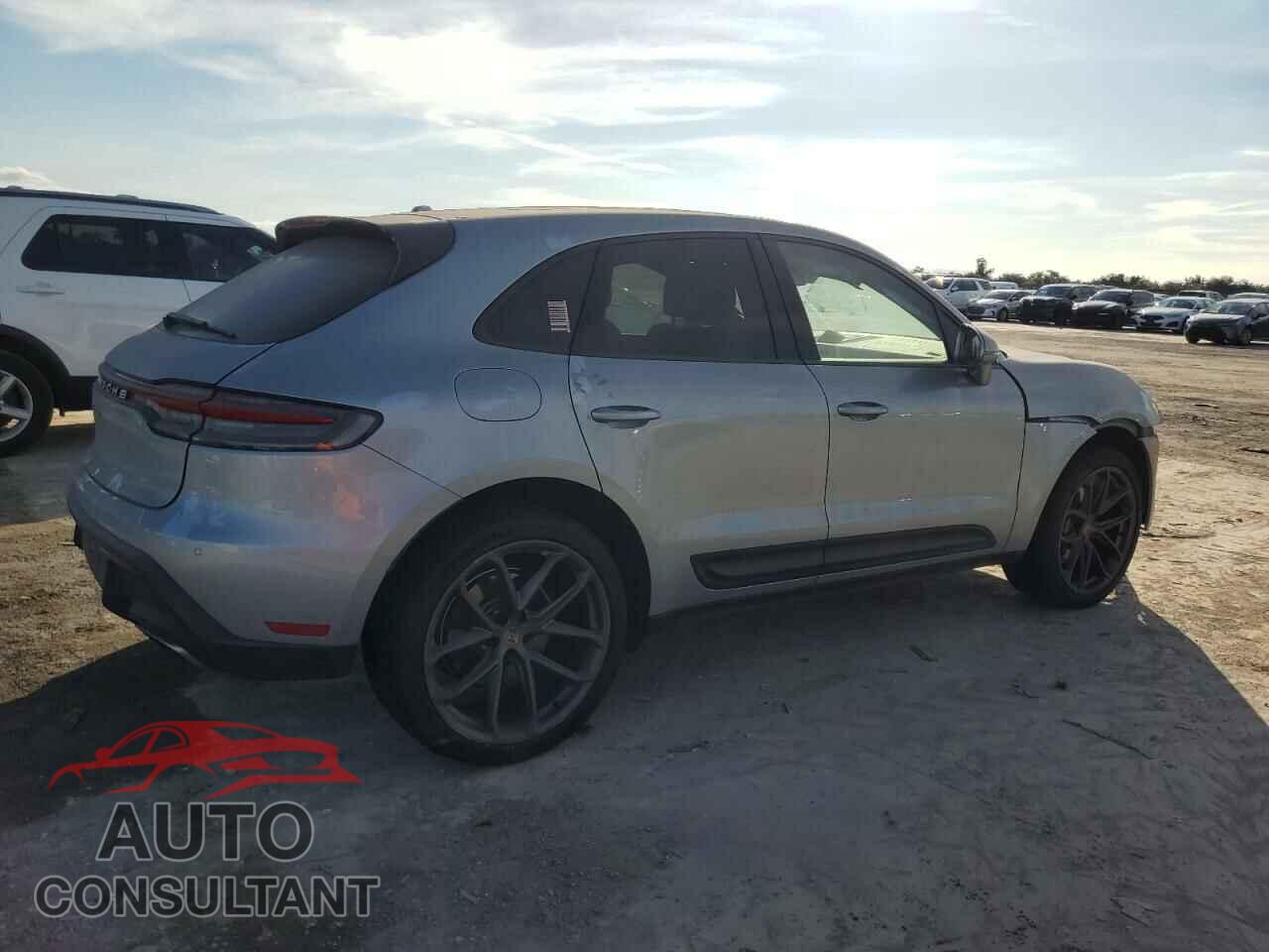 PORSCHE MACAN 2022 - WP1AA2A55NLB03118