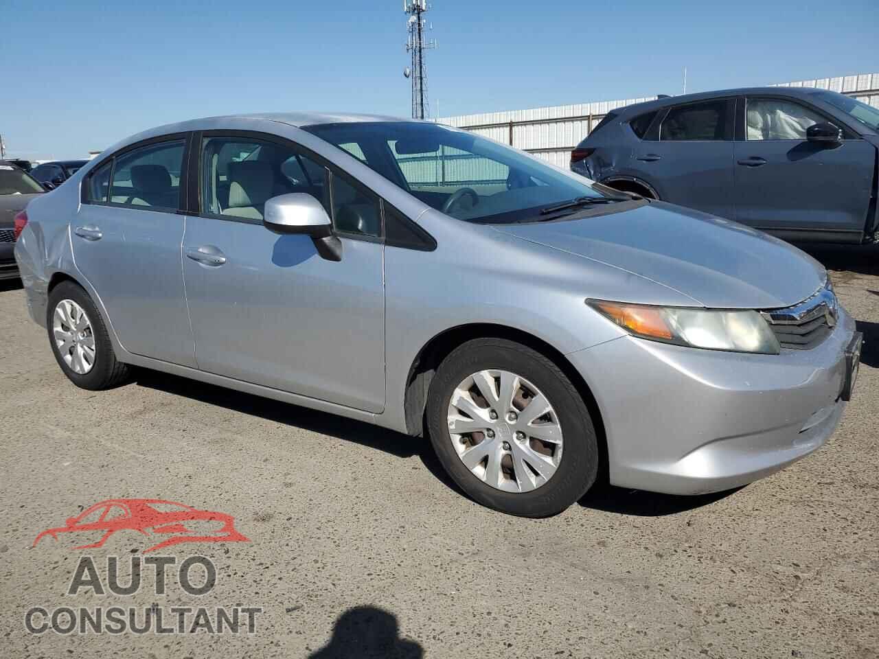 HONDA CIVIC 2012 - 2HGFB2F55CH590961