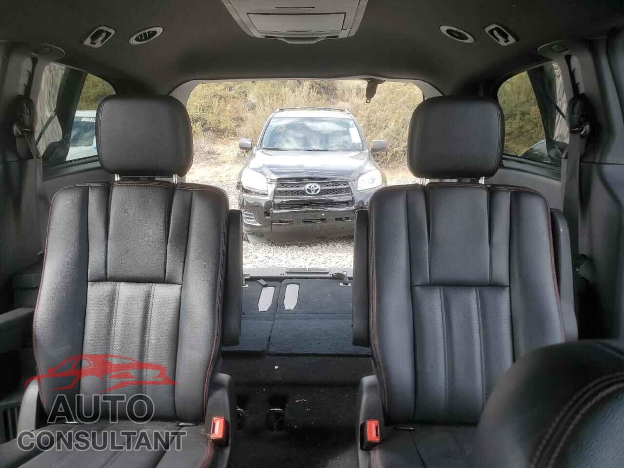 DODGE CARAVAN 2018 - 2C4RDGEG2JR200041