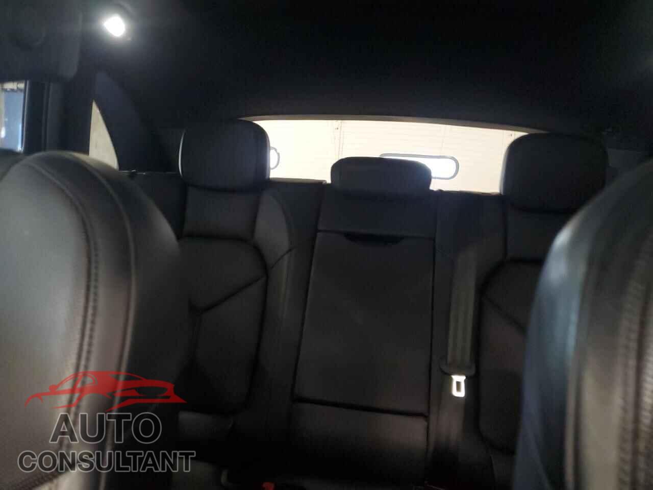 PORSCHE MACAN 2015 - WP1AB2A54FLB74261