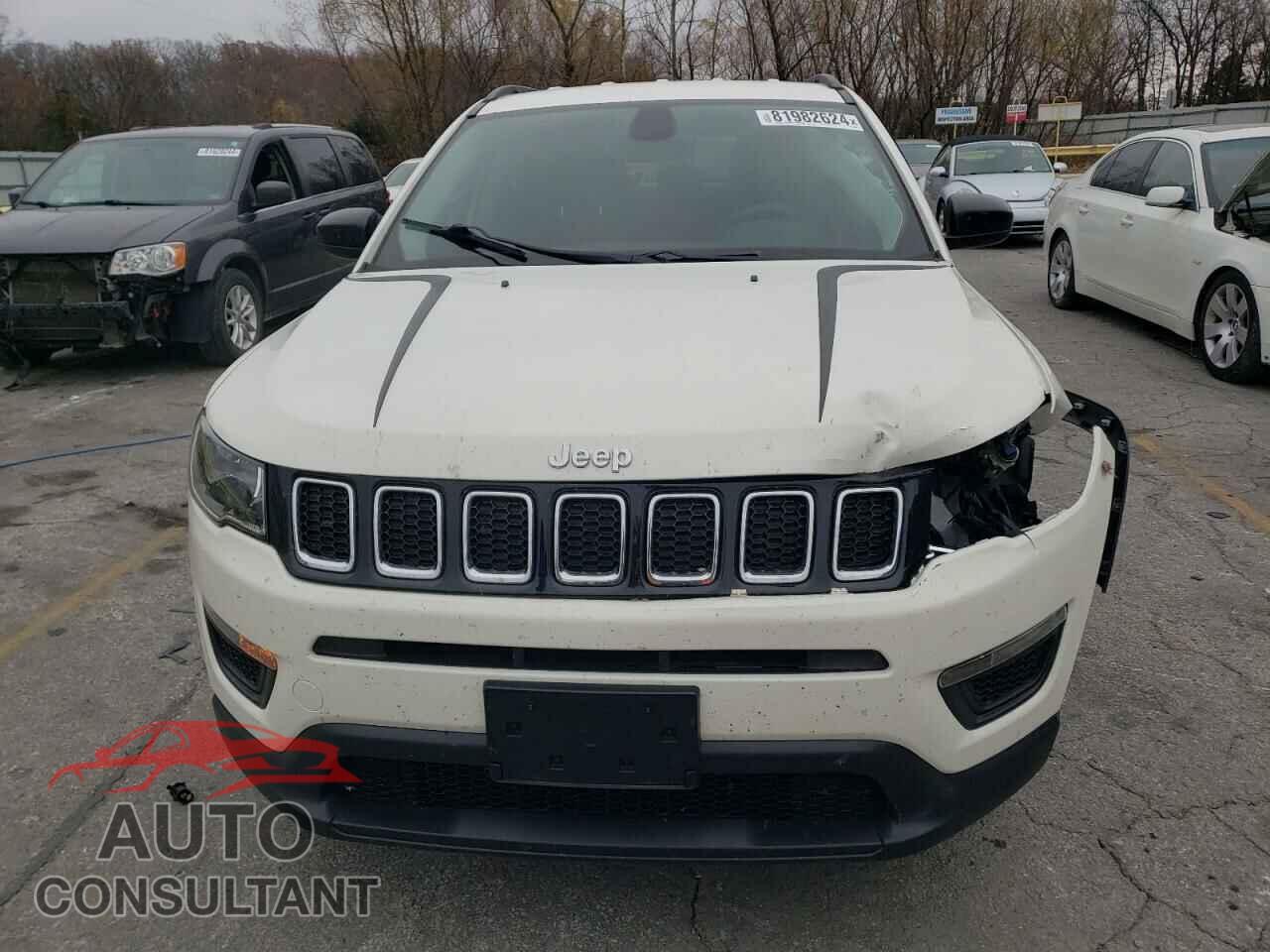 JEEP COMPASS 2017 - 3C4NJDAB9HT658022