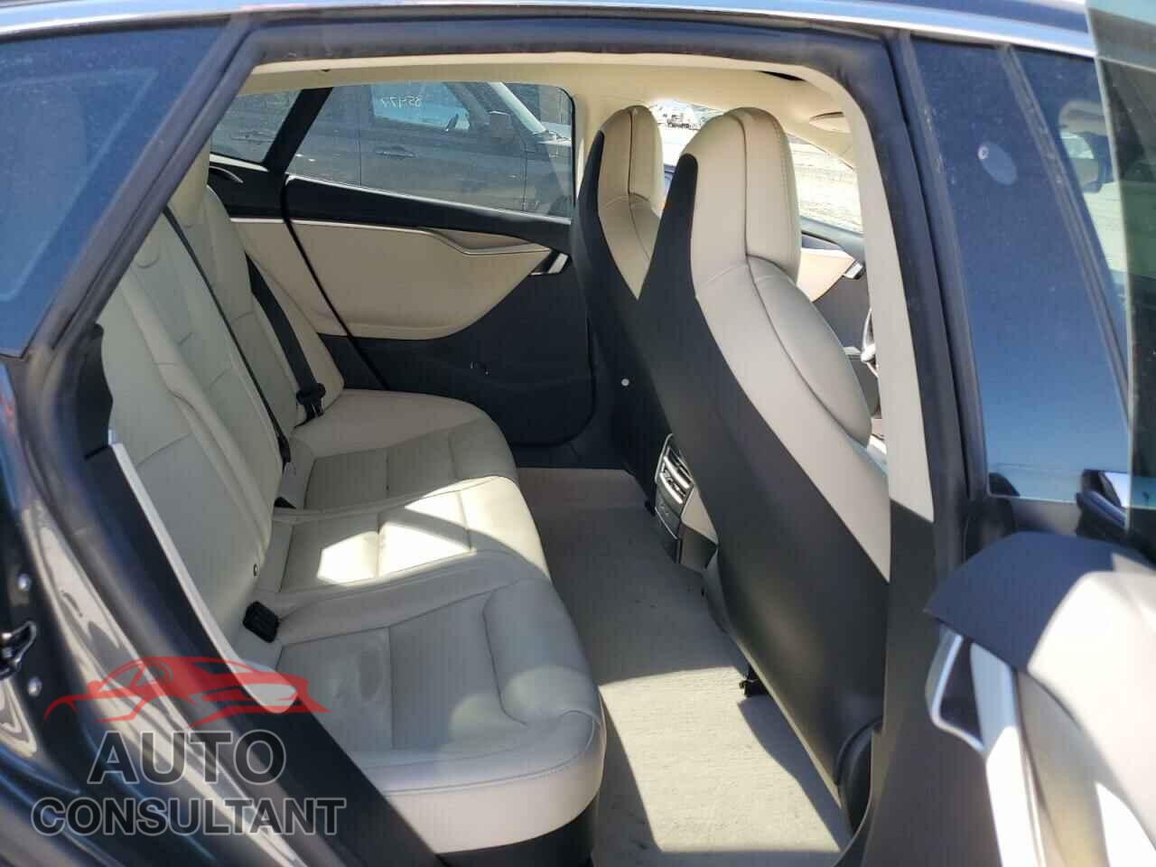 TESLA MODEL S 2017 - 5YJSA1E23HF226049