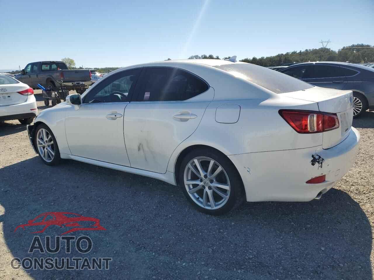 LEXUS IS 2012 - JTHBF5C23C5173261