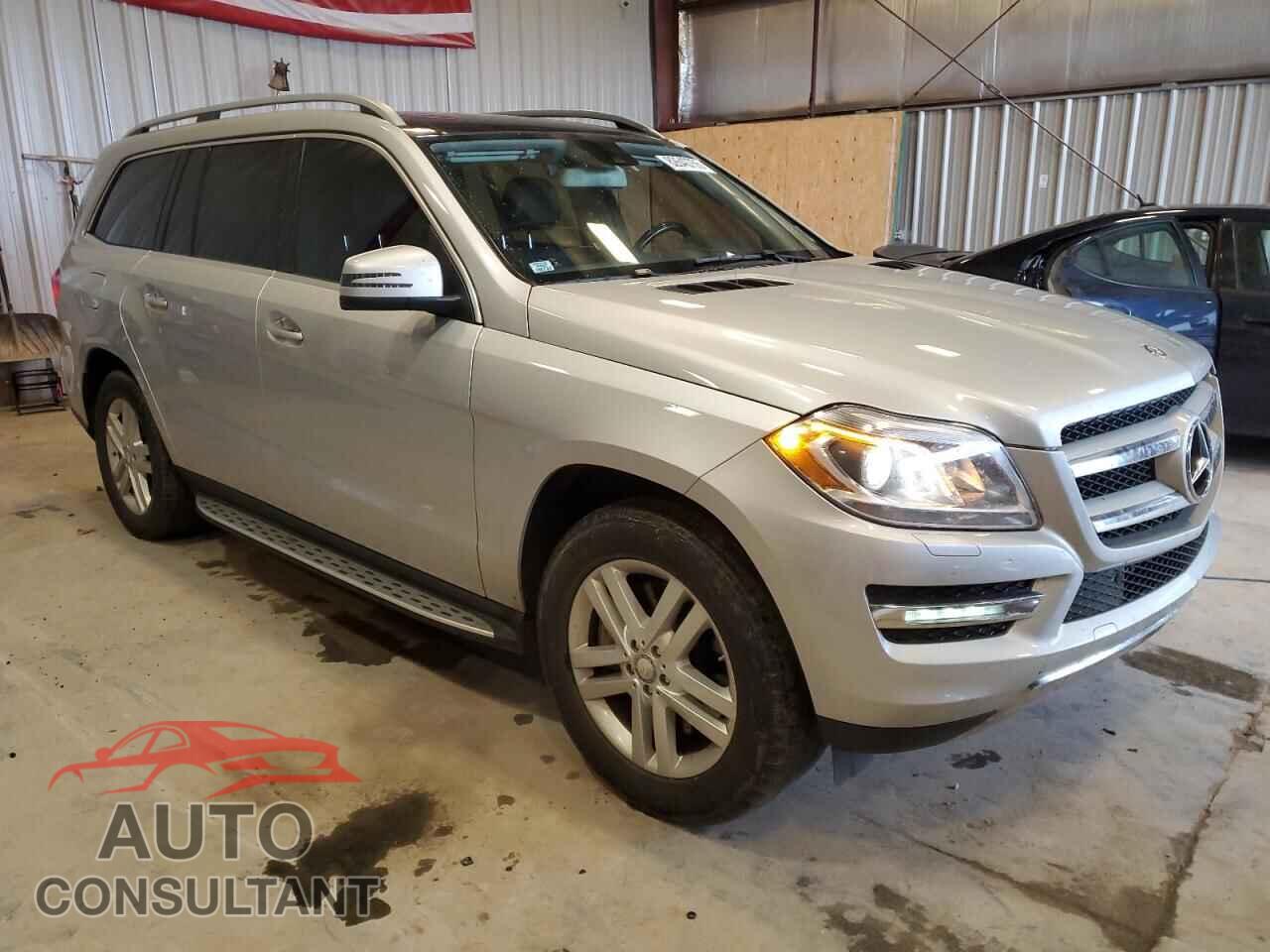 MERCEDES-BENZ GL-CLASS 2013 - 4JGDF7CE7DA124021