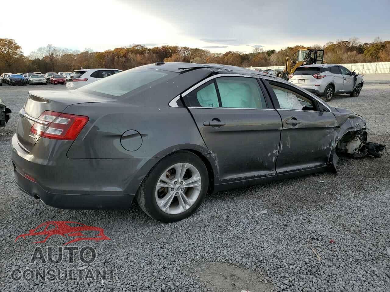 FORD TAURUS 2017 - 1FAHP2D8XHG145131