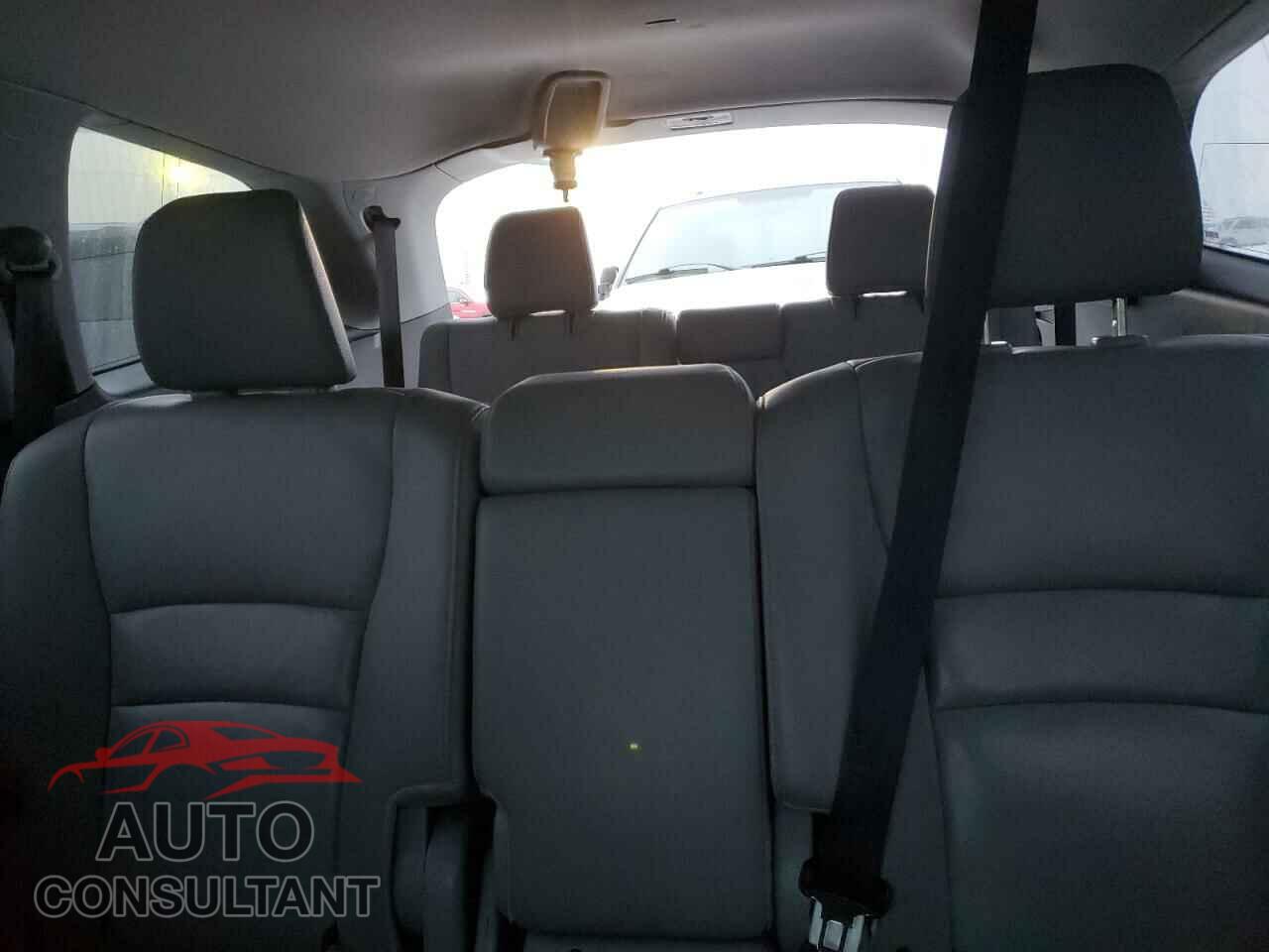 HONDA PILOT 2017 - 5FNYF6H71HB508285
