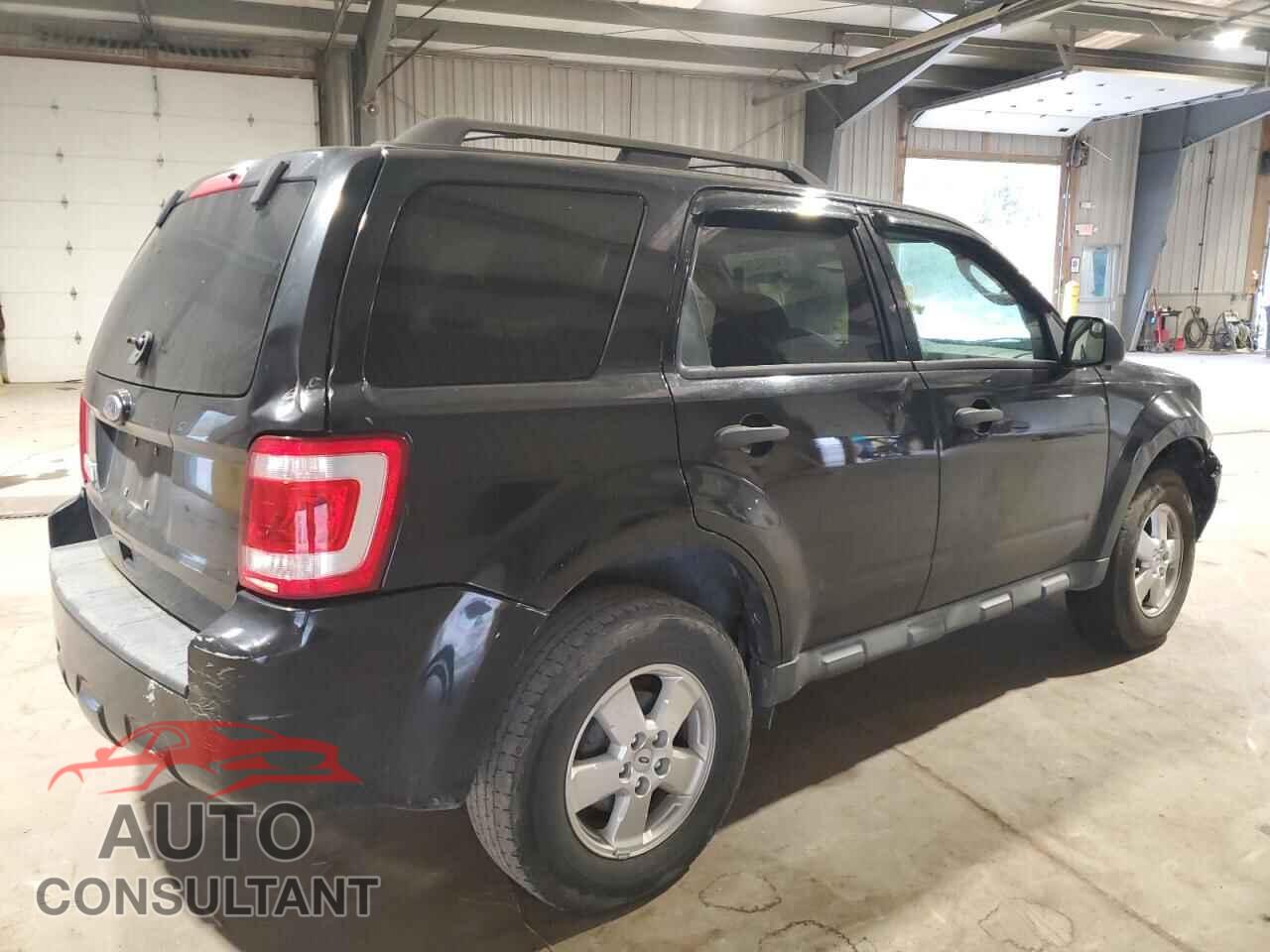 FORD ESCAPE 2010 - 1FMCU0D72AKA10538