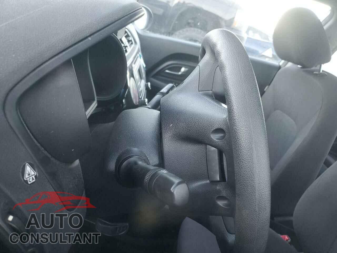 KIA RIO 2017 - KNADM4A3XH6037875
