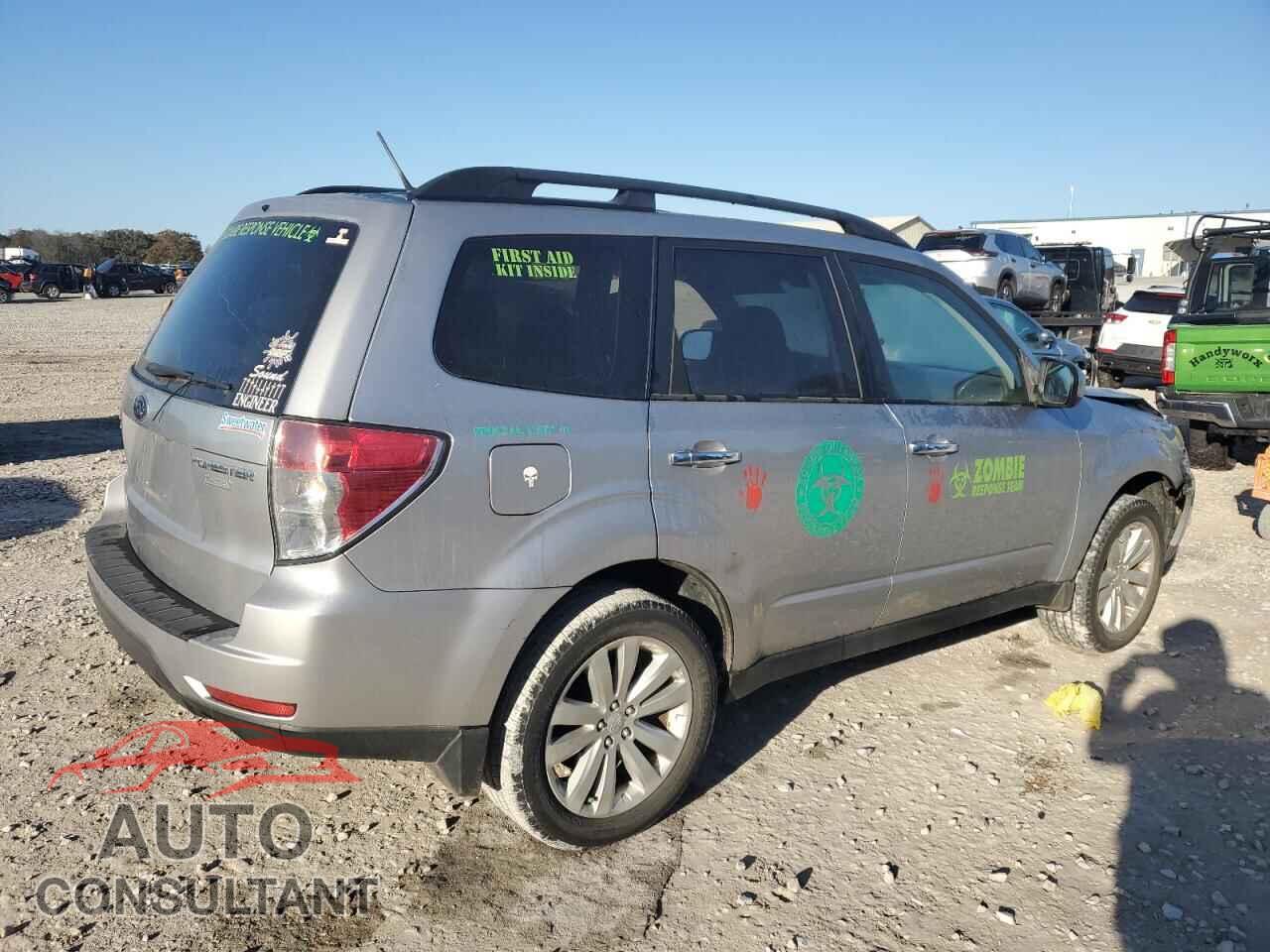 SUBARU FORESTER 2013 - JF2SHADC8DH431576
