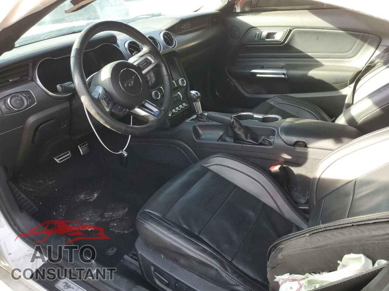 FORD MUSTANG 2020 - 1FA6P8CF7L5154397
