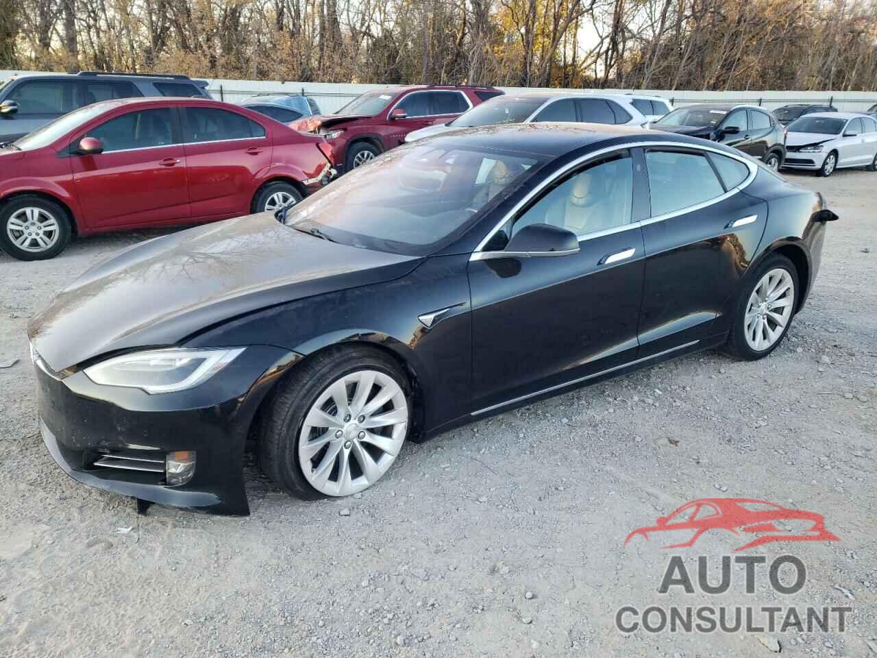 TESLA MODEL S 2017 - 5YJSA1E23HF201135