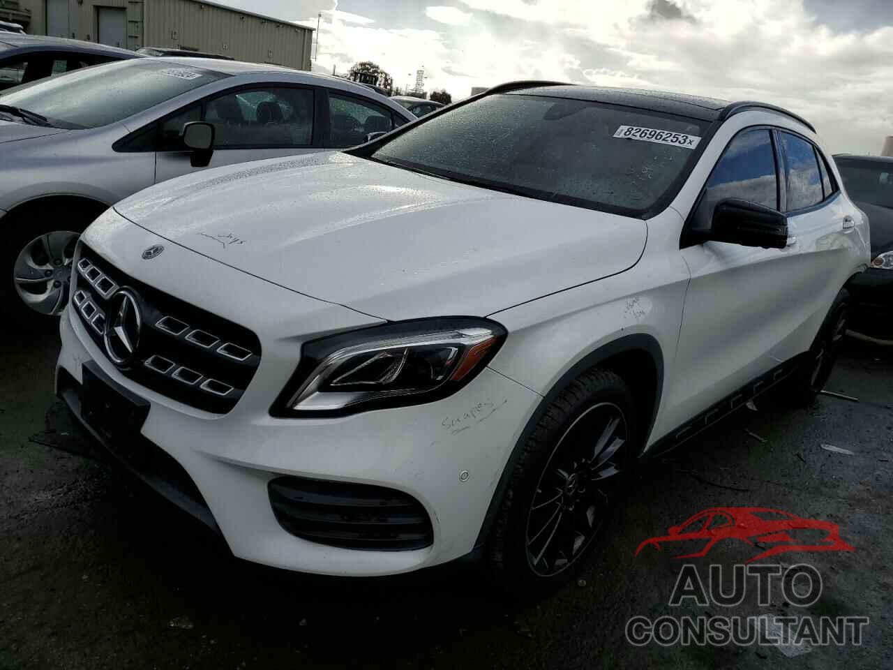 MERCEDES-BENZ GLA-CLASS 2019 - WDCTG4EBXKJ538464