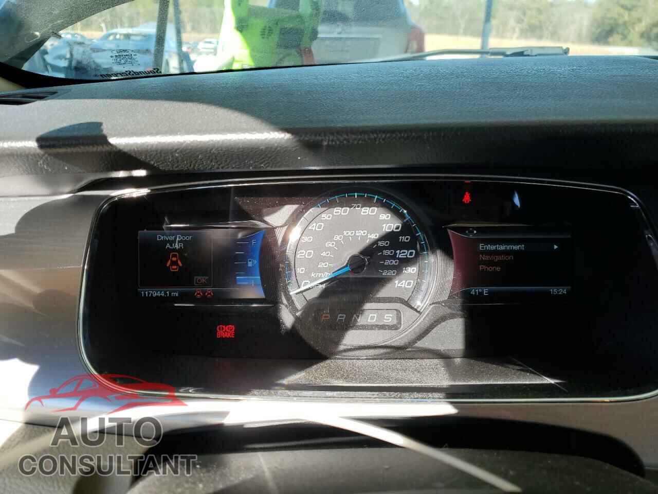 FORD TAURUS 2015 - 1FAHP2E87FG145521