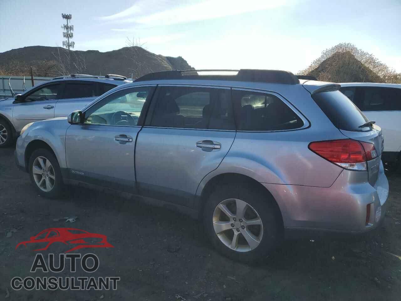 SUBARU OUTBACK 2013 - 4S4BRBCC3D3323040
