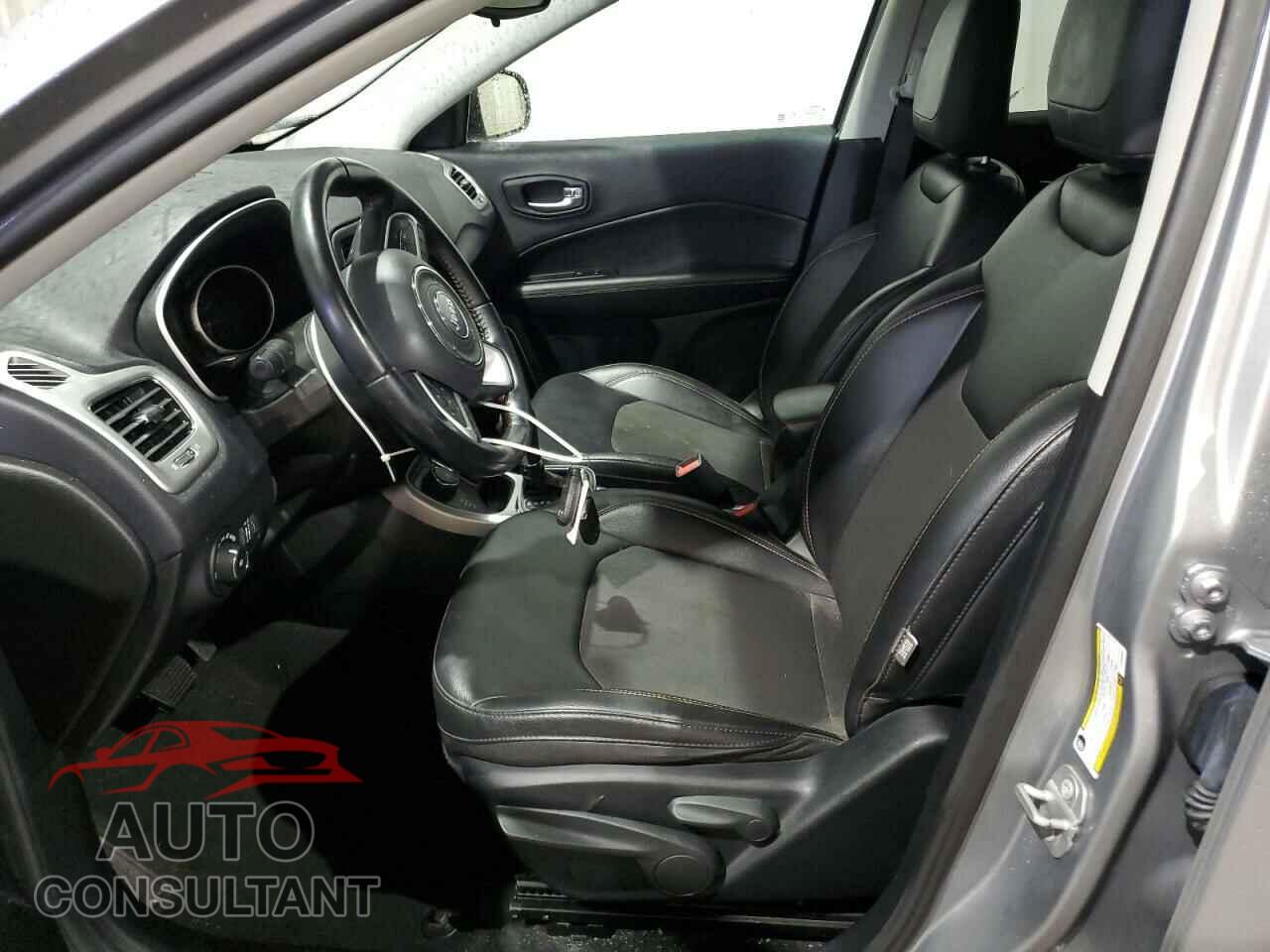 JEEP COMPASS 2020 - 3C4NJDBB0LT156359