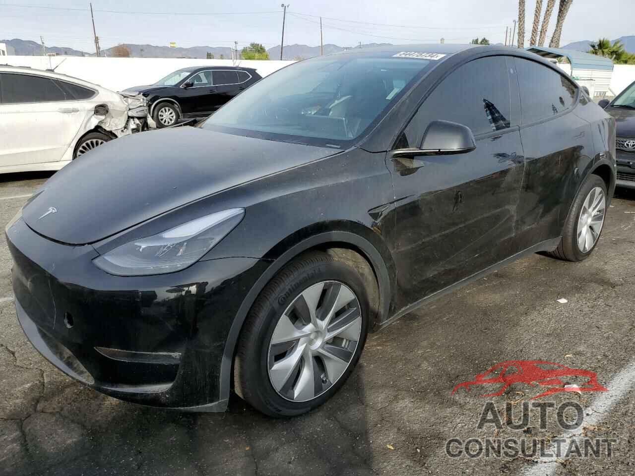 TESLA MODEL Y 2023 - 7SAYGDEE8PA028487