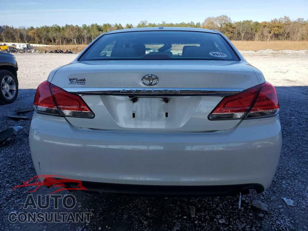 TOYOTA AVALON 2011 - 4T1BK3DB0BU429582